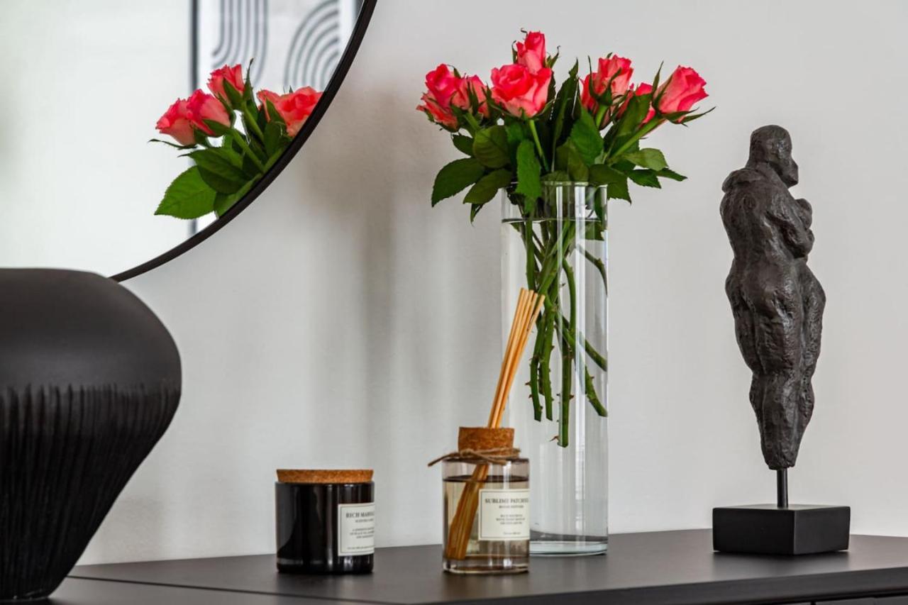 Budget Comfort On Trendy Soedermalm, Construction Work Estocolmo Exterior foto