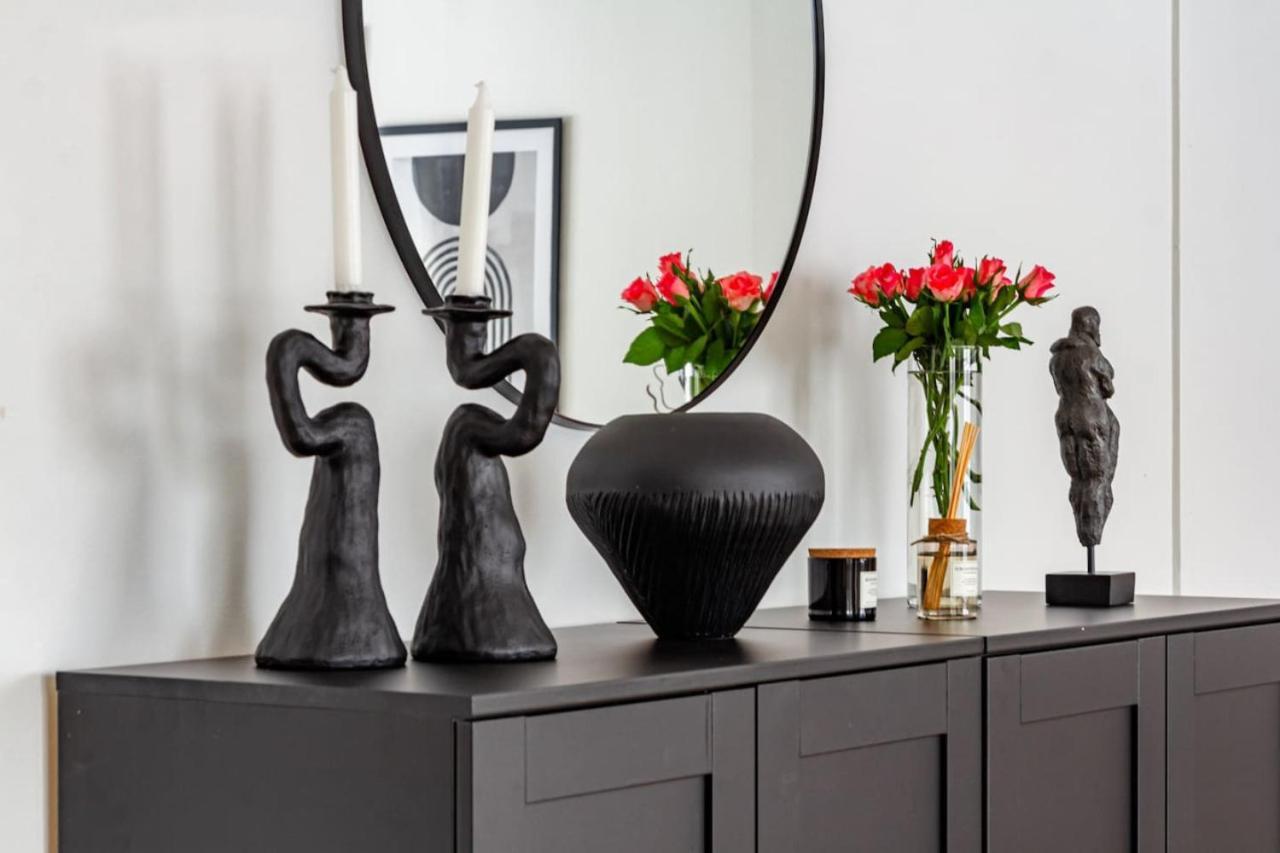 Budget Comfort On Trendy Soedermalm, Construction Work Estocolmo Exterior foto